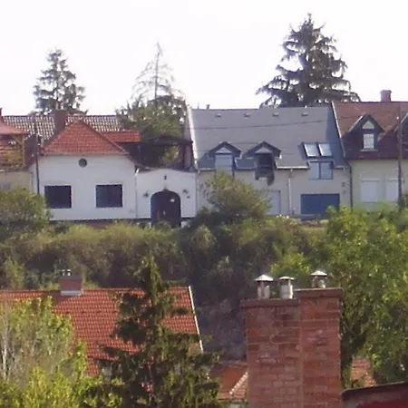 Szent Gyorgy Apartman אגר